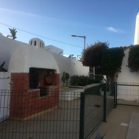 Charming Luxury Private Pool With A/c,albufeira, Very Central And Quiet Area Vila *