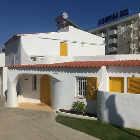 Charming Luxury Private Pool With A/c,albufeira, Very Central And Quiet Area Vila Albufeira