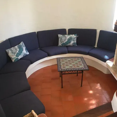 Vila Charming Luxury Private Pool With A/c,albufeira, Very Central And Quiet Area Albufeira