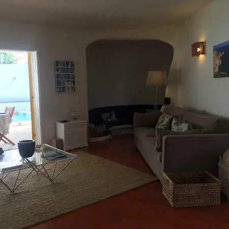 Charming Luxury Private Pool With A/c,albufeira, Very Central And Quiet Area Albufeira