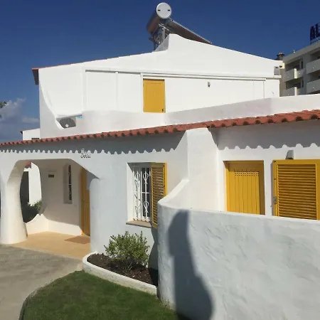 Charming Luxury Private Pool With A/c,albufeira, Very Central And Quiet Area Villa