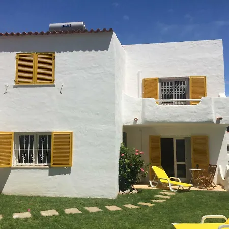 Villa Charming Luxury Private Pool With A/c,albufeira, Very Central And Quiet Area Albufeira