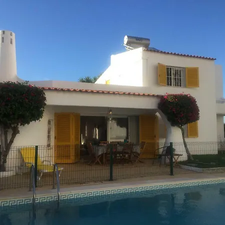 Charming Luxury Private Pool With A/c,albufeira, Very Central And Quiet Area Albufeira