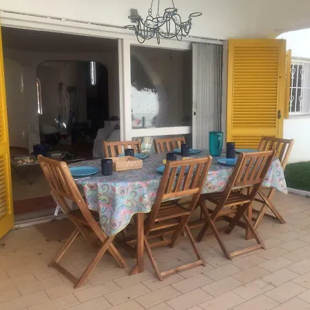 Charming Luxury Private Pool With A/c,albufeira, Very Central And Quiet Area Villa